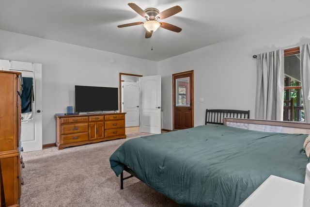 1113 Burns Hill Rd, Lobelville, TN 37097