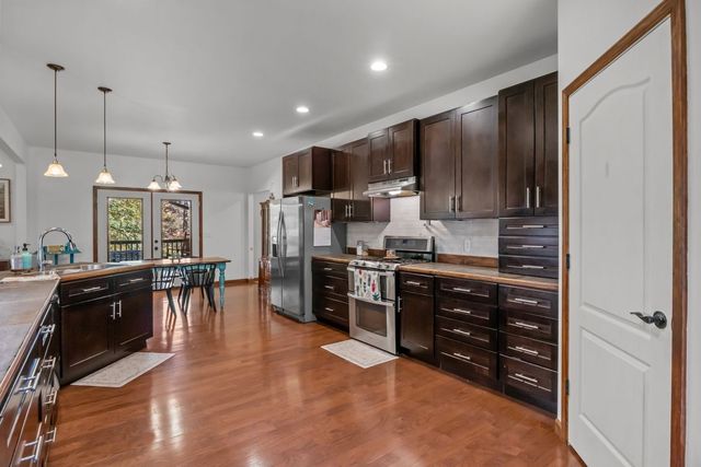 1113 Burns Hill Rd, Lobelville, TN 37097