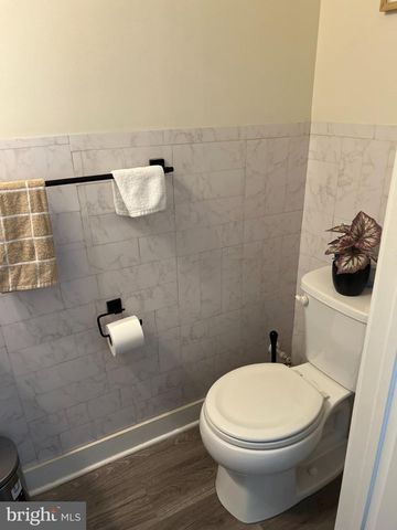 9599 TALL OAKS RD, Montgomery Village, MD 20886
