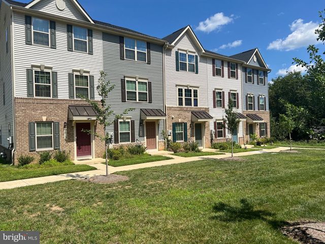 9599 TALL OAKS RD, Montgomery Village, MD 20886