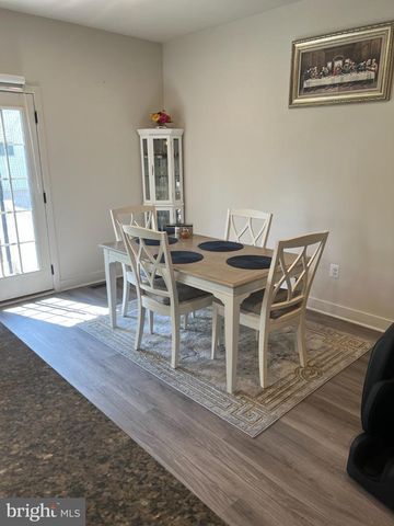 9599 TALL OAKS RD, Montgomery Village, MD 20886