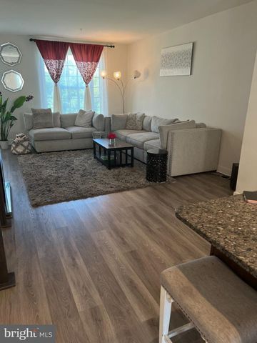 9599 TALL OAKS RD, Montgomery Village, MD 20886