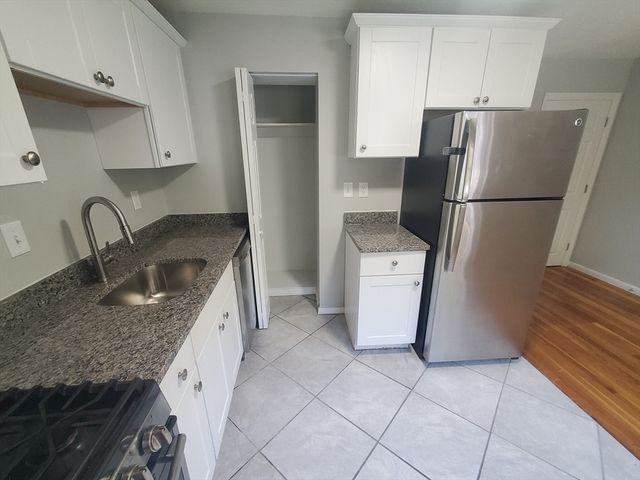 174 Pine Street 35, Holbrook, MA 02343