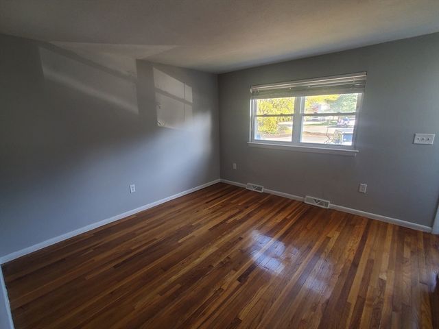 174 Pine Street 35, Holbrook, MA 02343