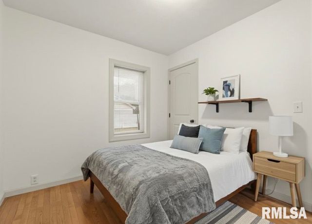 104 N INGLEWOOD Drive, East Peoria, IL 61611