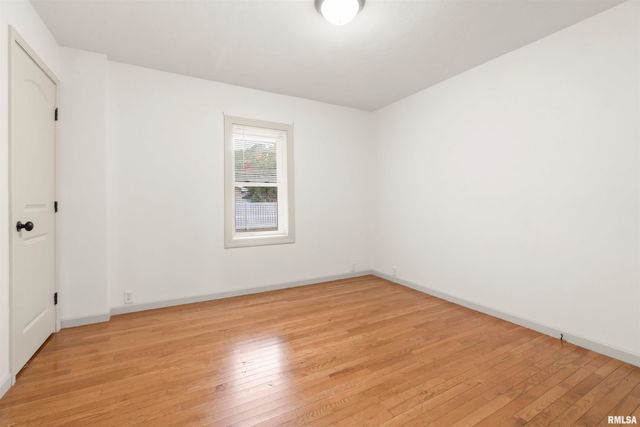 104 N INGLEWOOD Drive, East Peoria, IL 61611