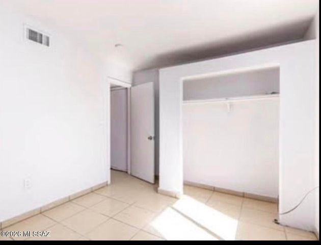 231 W Illinois Street, Tucson, AZ 85714