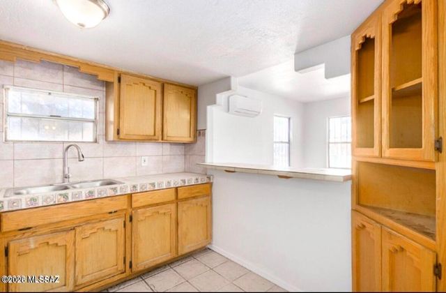 231 W Illinois Street, Tucson, AZ 85714