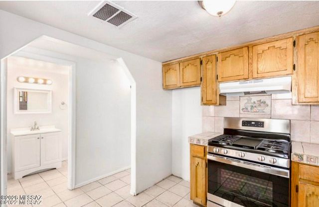 231 W Illinois Street, Tucson, AZ 85714