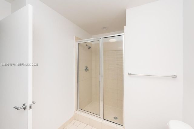79 SW 12th St 2303-S, Miami, FL 33130