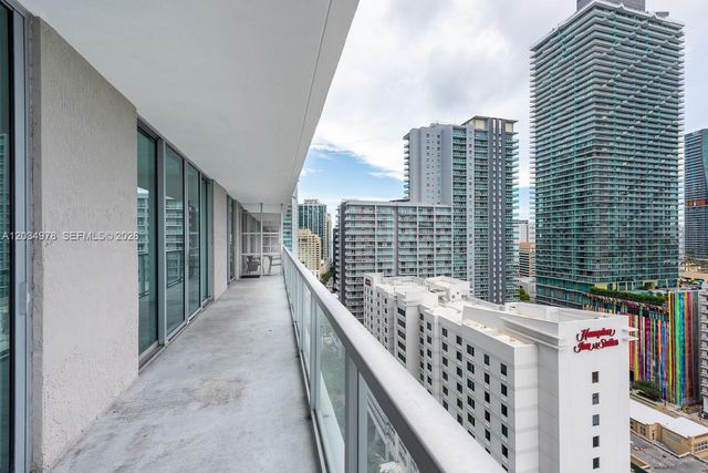 79 SW 12th St 2303-S, Miami, FL 33130