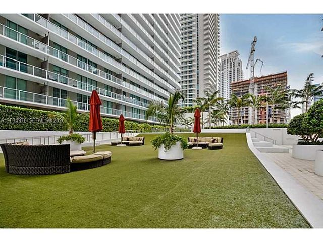 79 SW 12th St 2303-S, Miami, FL 33130