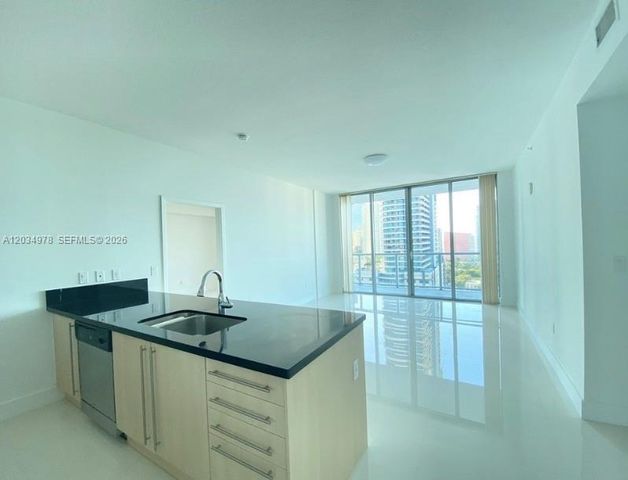 79 SW 12th St 2303-S, Miami, FL 33130
