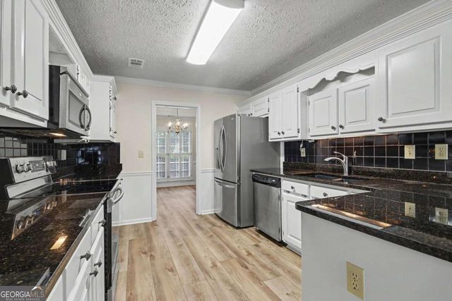 2340 Ashton Ridge Drive, Dacula, GA 30019