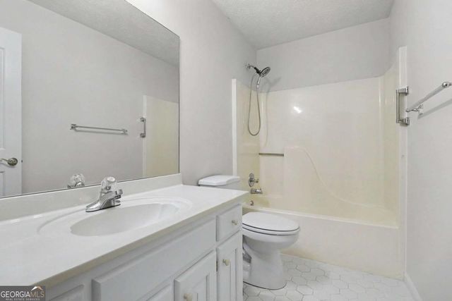 2340 Ashton Ridge Drive, Dacula, GA 30019