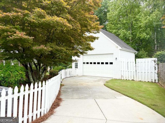 2340 Ashton Ridge Drive, Dacula, GA 30019