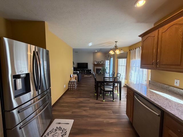 3444 S Briarwood Court, Springfield, MO 65807