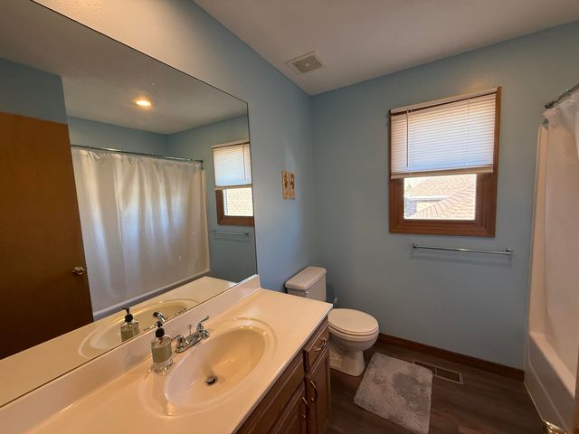 3444 S Briarwood Court, Springfield, MO 65807