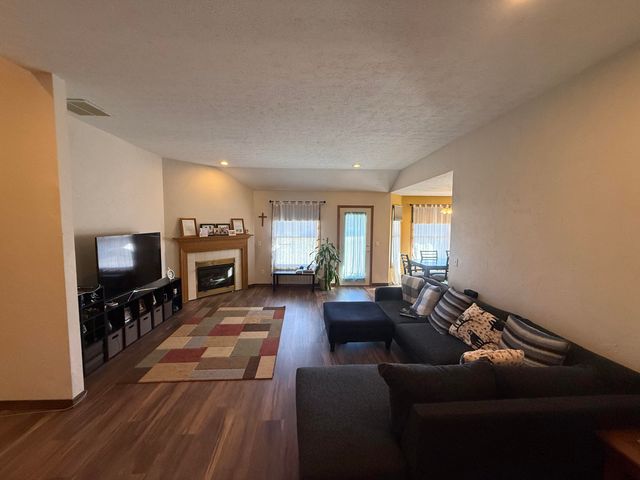 3444 S Briarwood Court, Springfield, MO 65807