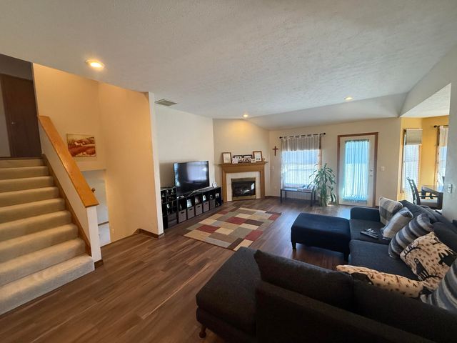 3444 S Briarwood Court, Springfield, MO 65807