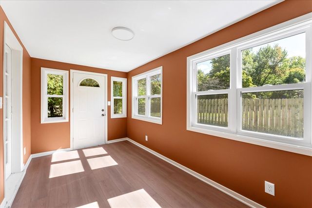 735 Wilson Avenue, Grand Rapids, MI 49534