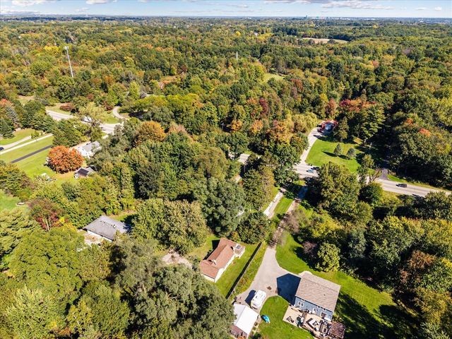 735 Wilson Avenue, Grand Rapids, MI 49534