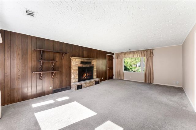 735 Wilson Avenue, Grand Rapids, MI 49534
