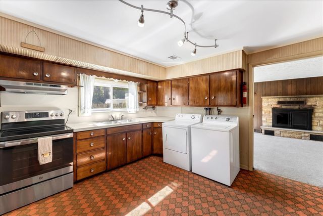 735 Wilson Avenue, Grand Rapids, MI 49534