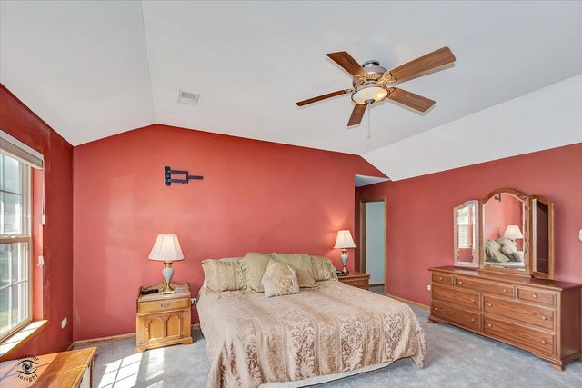 8057 W Duane Drive, Frankfort, IL 60423