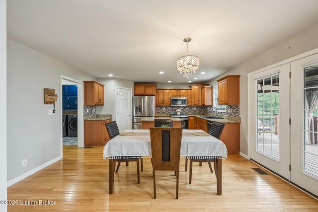 3413 Sasse Way, Louisville, KY 40245