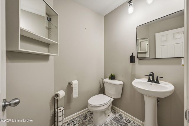 3413 Sasse Way, Louisville, KY 40245