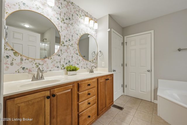 3413 Sasse Way, Louisville, KY 40245