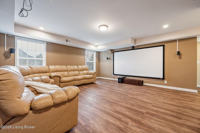 3413 Sasse Way, Louisville, KY 40245