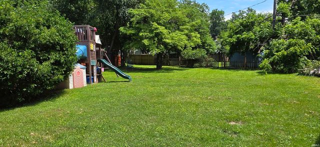 2311 Willemette Court, Evansville, IN 47711
