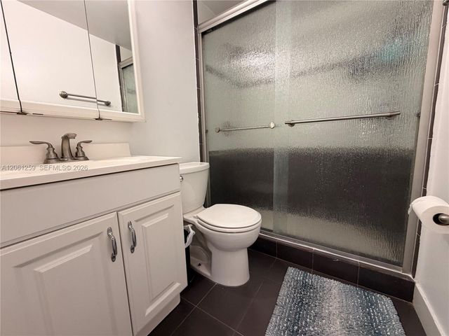 16518 NE 26th Avenue 403, North Miami Beach, FL 33160
