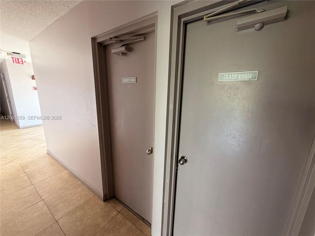 16518 NE 26th Avenue 403, North Miami Beach, FL 33160