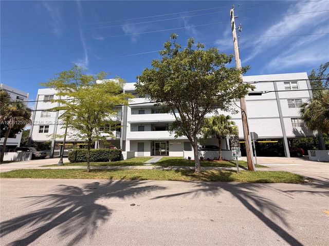 16518 NE 26th Avenue 403, North Miami Beach, FL 33160