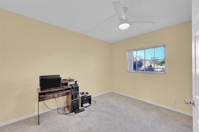 711 SE 7th Ave 3, Pompano Beach, FL 33060