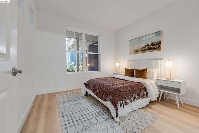 1121 40Th St 4104, Emeryville, CA 94608