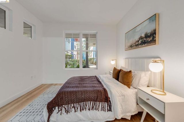 1121 40Th St 4104, Emeryville, CA 94608