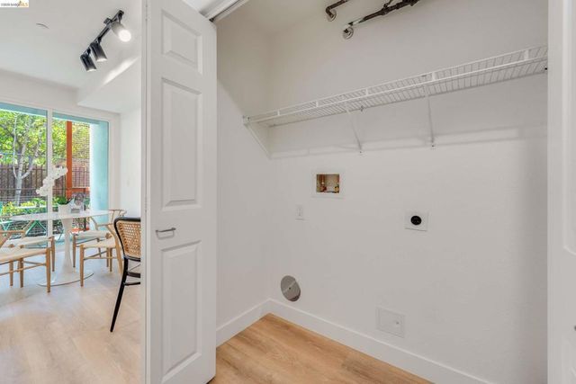 1121 40Th St 4104, Emeryville, CA 94608
