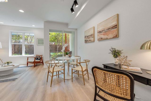 1121 40Th St 4104, Emeryville, CA 94608