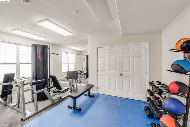 1121 40Th St 4104, Emeryville, CA 94608