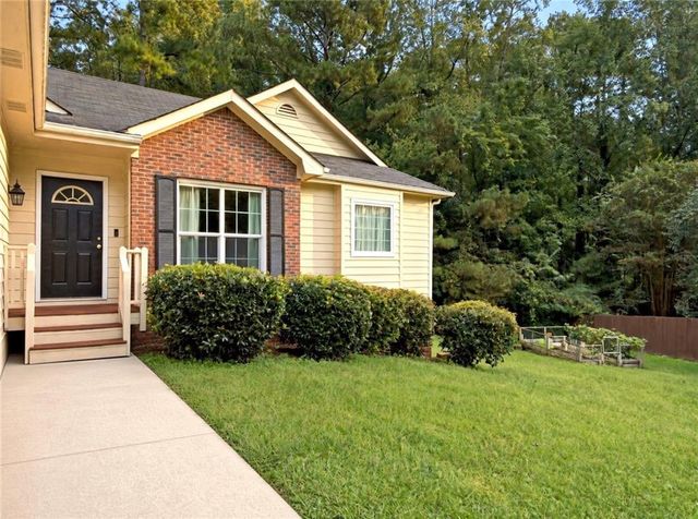 112 Trestle Court, Stockbridge, GA 30281