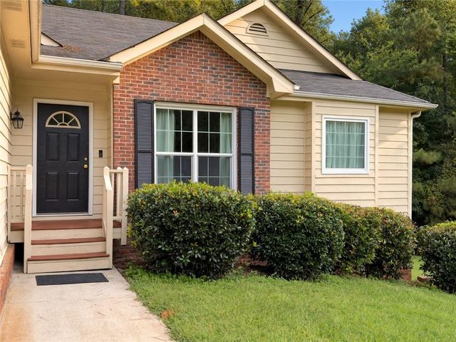 112 Trestle Court, Stockbridge, GA 30281