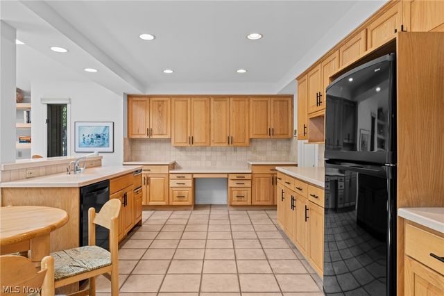 23891 Letchworth Road, Beachwood, OH 44122