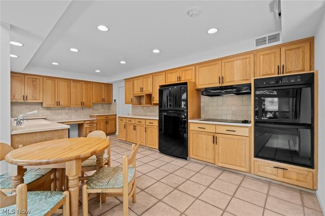 23891 Letchworth Road, Beachwood, OH 44122