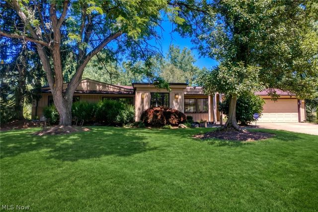 23891 Letchworth Road, Beachwood, OH 44122