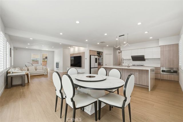 1018 N Smiderle Loop, Ontario, CA 91764