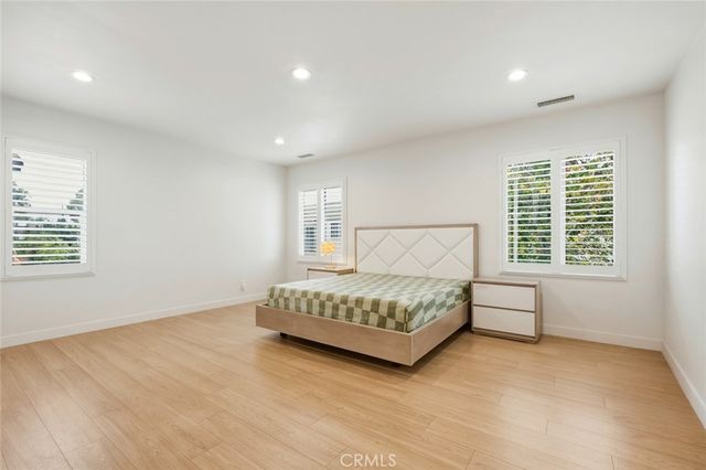 1018 N Smiderle Loop, Ontario, CA 91764